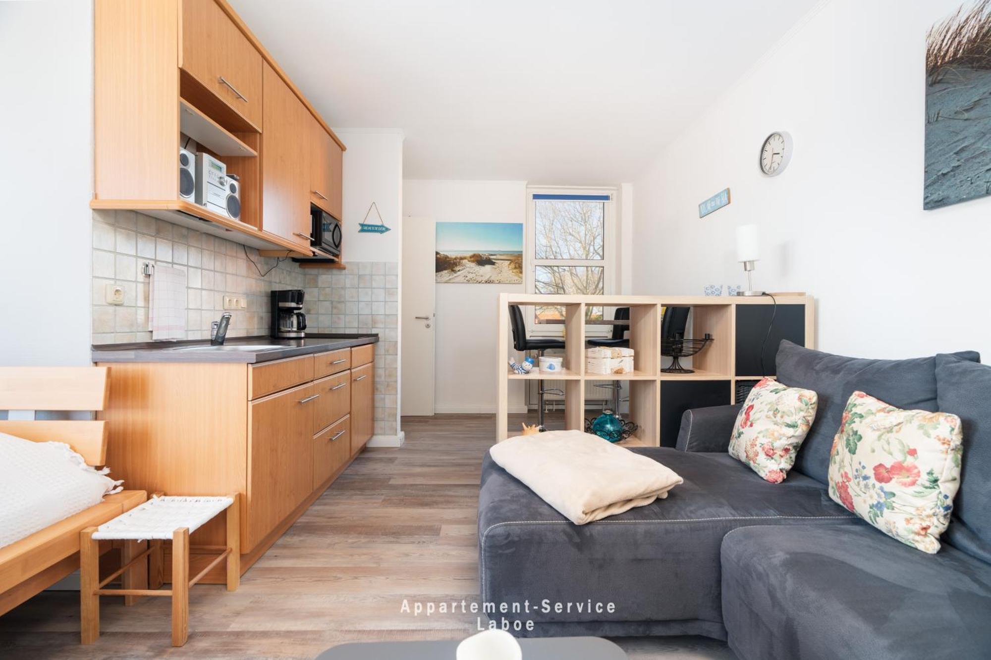 Ferienwohnung Hafenresidenz - Seitlicher Blick über Hafen und Kieler Förde Laboe Exterior foto